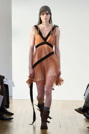 Oscar Ouyang Spring 2027 Ready-to-Wear Collection Oscar Ouyang Spring 2027 Ready-to-Wear Collection