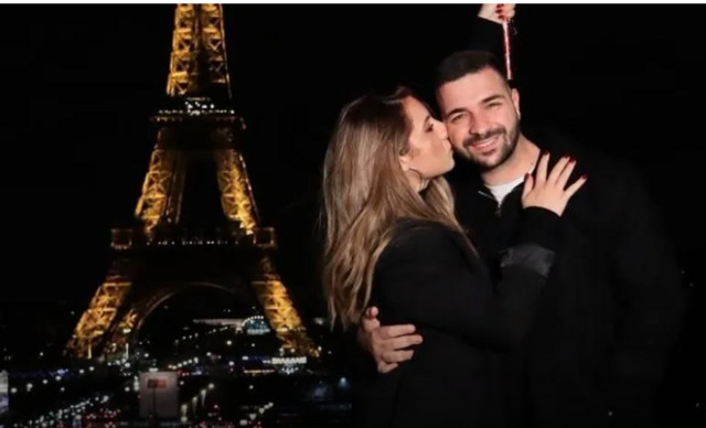 &Chi;ά&rho;&eta;&sigmaf; &Pi;&alpha;&pi;&alpha;&theta;&epsilon;&omicron;&chi;ά&rho;&omicron;&upsilon;&sigmaf;: &Sigma;&epsilon; ά&lambda;&lambda;&eta; &pi;ό&lambda;&eta; &alpha;&pi;ό &alpha;&upsilon;&tau;ή&nu; &pi;&omicron;&upsilon; &theta;&alpha; &nu;&upsilon;&mu;&phi;&epsilon;&upsilon;&theta;&epsilon;ί &theta;&alpha; &gamma;ί&nu;&epsilon;&iota; &tau;&omicron; &gamma;&lambda;έ&nu;&tau;&iota;