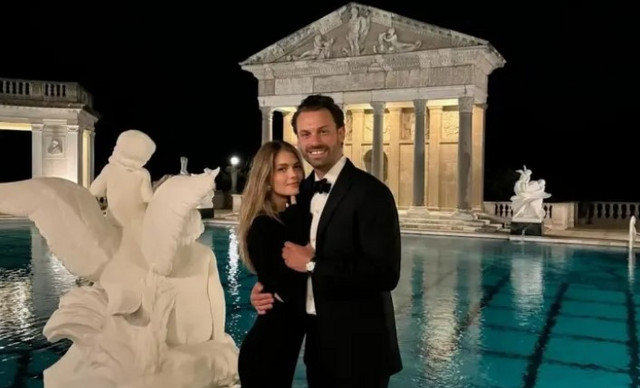 Αρραβωνιάστηκε η Αμαλία Κωστοπούλου – Ποιος είναι ο Jake Medwell που θα γίνει σύζυγός της;