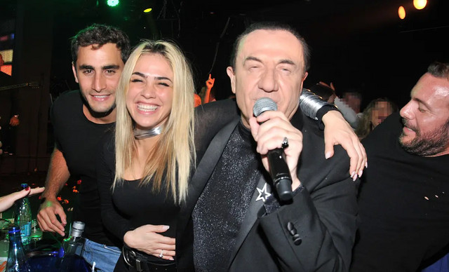 &Lambda;&epsilon;&upsilon;&tau;&#941;&rho;&eta;&sigmaf; &Pi;&alpha;&nu;&tau;&alpha;&zeta;&#942;&sigmaf; &Mu;&#940;&rho;&iota;&omicron;&sigmaf; &Kappa;&alpha;&a