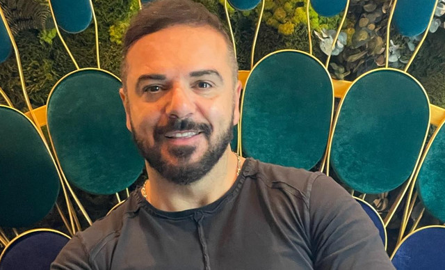 Τριαντάφυλλος: Απαντά στις φήμες χωρισμού