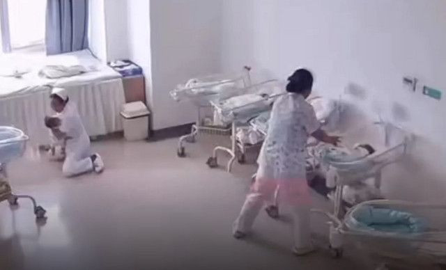 Συγκλονιστικό βίντεο: Νοσοκόμες προστατεύουν νεογέννητα την ώρα του σεισμού