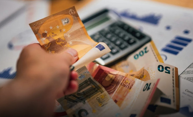 Πασχαλινό επίδομα: Το ποσό, οι δικαιούχοι και πότε θα καταβληθεί