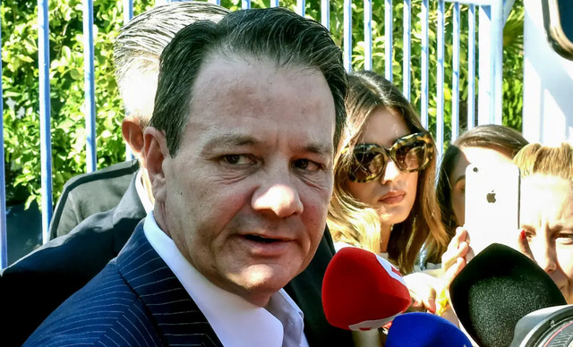 Απόστολος Λύτρας: Παντρεύεται ξανά μετά τον ξυλοδαρμό της πρώην συζύγου του (ΦΩΤΟ)