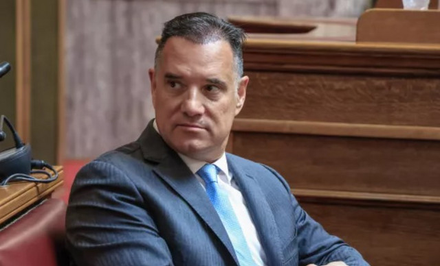 Άδωνις Γεωργιάδης: Ναι, έκανα μεταμόσχευση μαλλιών και είμαι πολύ ευχαριστημένος
