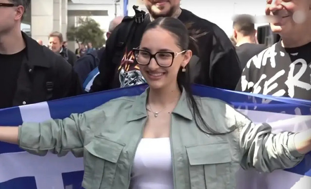 Eurovision 2025: Η Klavdia αναχώρησε για την Ελβετία – Αυτό είναι το γούρι της