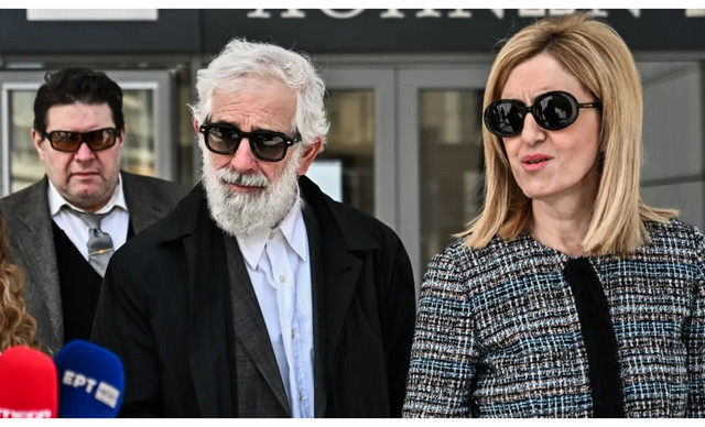 &Delta;&#943;&kappa;&eta; &Phi;&iota;&lambda;&iota;&pi;&pi;&#943;&delta;&eta;: &Tau;&alpha; &pi;&rho;&#974;&tau;&alpha; &lambda;&#972;&gamma;&iota;&alpha;