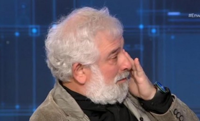 Σε άσχημη ψυχολογική κατάσταση ο Φιλιππίδης – Απαντά αν το σπίτι κάηκε για να πάρει ασφάλεια