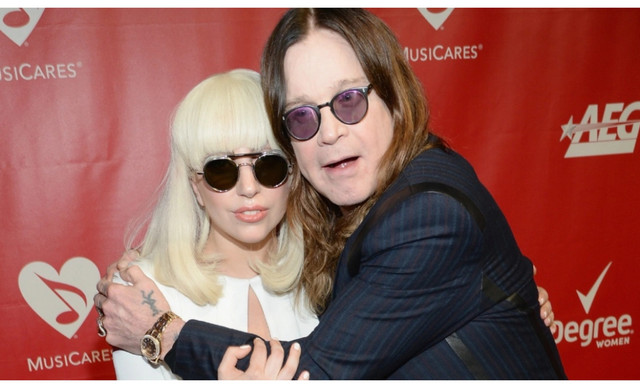 Η Lady Gaga τίμησε τον Όζι Όσμπορν σε συναυλία της και συγκίνησε τους fans (ΒΙΝΤΕΟ)