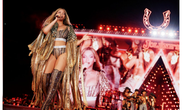 Η Calvin Klein ντύνει την Beyoncé στο show της ‘Cowboy Carter’ στο Landover