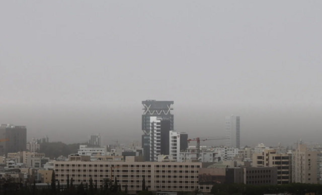 info: Αυτή είναι η αιτία της έντονης μυρωδιάς καμένου που «σκέπασε» την Κύπρο