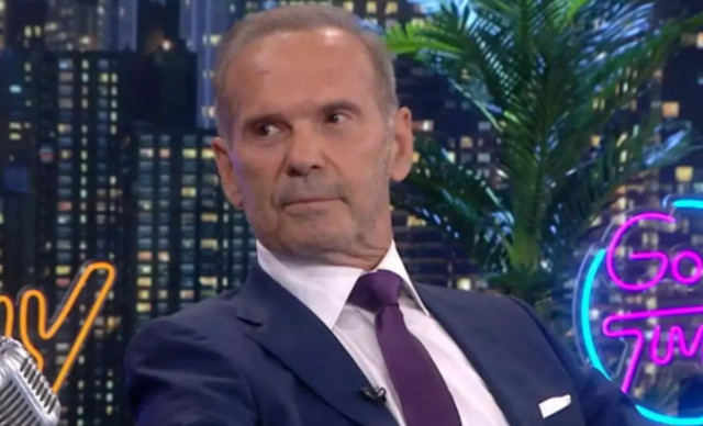 “Κατέρρευσε” ο Πέτρος Κωστόπουλος: Ο συγκινητικός αποχαιρετισμός στον γιο του Μάξιμο