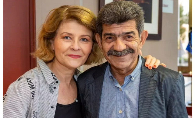 &Alpha;&nu;&delta;&rho;&#941;&alpha;&sigmaf; &Mu;&#972;&nu;&iota;&kappa;&alpha; &Mu;&epsilon;&lambda;&#941;&kappa;&eta;: 37 &chi;&rho;&#972;&nu;&iota;&alph