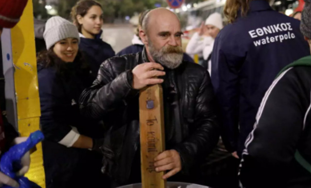 Κωνσταντίνος Πολυχρονόπουλος: «Έφυγε» η μητέρα του – Εμπλεκόμενη για τις δωρεές στον «Άλλον Άνθρωπο»