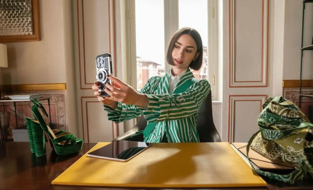 Emily in Paris: Πότε κάνει πρεμιέρα η πέμπτη σεζόν της σειράς; Δείτε τις πρώτες φωτογραφίες