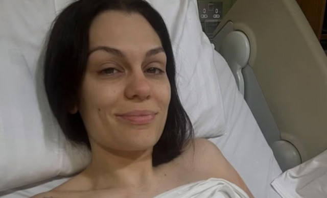 Jessie J: Εκτάκτως στο νοσοκομείο έξι εβδομάδες μετά την επέμβαση για καρκίνο του μαστού