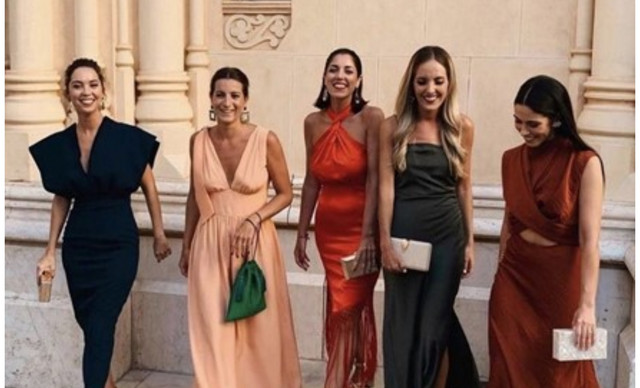 Τέλος καλοκαιριού outfit: Πώς να κάνεις ομαλή μετάβαση στο φθινόπωρο με στυλ