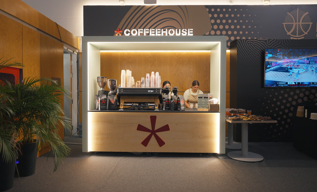 Εμπειρία COFFEEHOUSE στην αρένα του EUROBASKET 2025