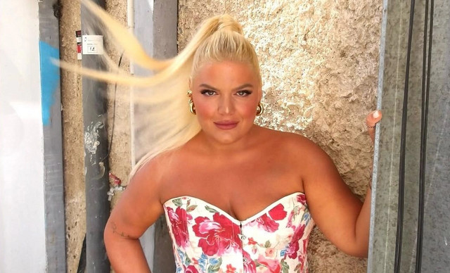Η ανατρεπτική αλλαγή της Δανάης Μπάρκα (ΦΩΤΟ)