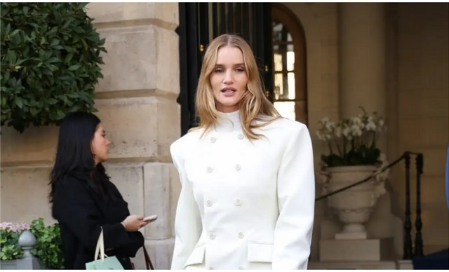 Blazer dress: Το απόλυτο fashion item του φθινοπώρου