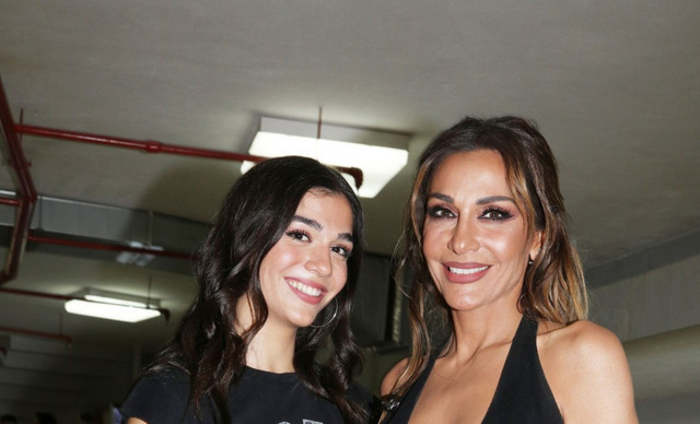 Η Μελίνα Νικολαΐδη τραγούδησε Βασίλη Παπακωνσταντίνου – Το σχόλιο της Δέσποινας Βανδή (ΒΙΝΤΕΟ)