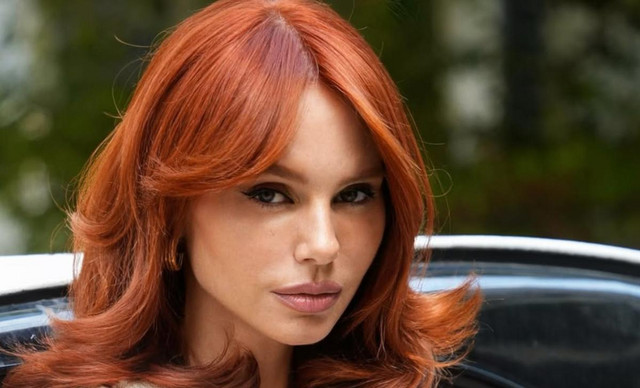 Έβελυν Καζαντζόγλου: Αυτός ο πολιτικός είναι ο νέος της σύντροφος;