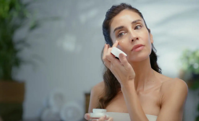 Ιδανική φθινοπωρινή skincare ρουτίνα για ώριμες επιδερμίδες