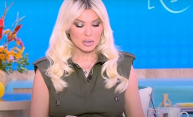 Συγκινεί η Κατερίνα Καινούργιου για το τροχαίο των γονιών της