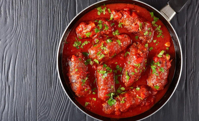 Nόστιμη συνταγή για παραδοσιακά σουτζουκάκια