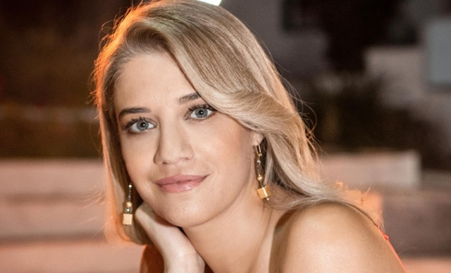 Τζένη Θεωνά: H τρυφερή φωτογραφία αγκαλιά με τον νεογέννητο γιο της (ΦΩΤΟ)