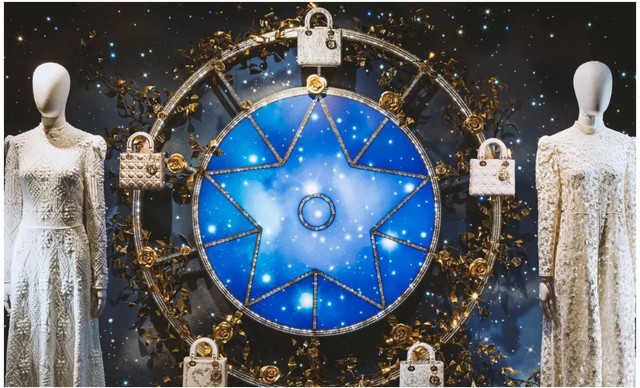 Φρενίτιδα στο διαδίκτυο με τη φωταγώγηση του κτιρίου Dior στο Παρίσι