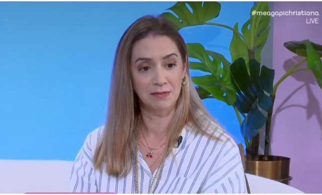 Η Ελένη Σιδερά αποκαλύπτει: «Πήγαμε για δύο χρόνια σε σύμβουλο γάμου και μας βοήθησε πολύ» (ΒΙΝΤΕΟ)