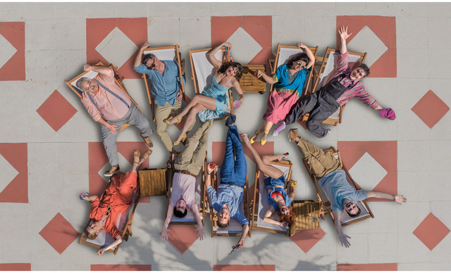 «HOTΕΛ ΕΛVIRA»: Η πιο καλοκαιρινή κωμωδία της σεζόν καταφθάνει εν μέσω φθινοπώρου