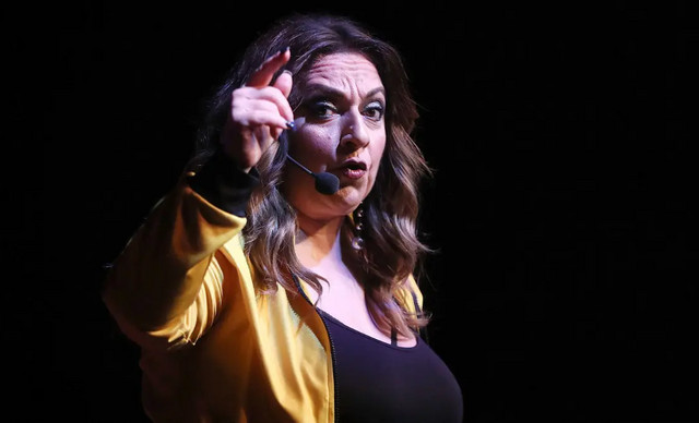 Χαμός με την Σοφία Μουτίδου: Αυτοί είναι οι διάσημοι που της έκοψαν την “καλημέρα”