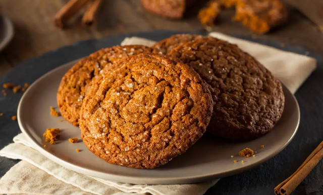 Συνταγή για μοσχομυριστά κουλούρια με κανέλα – Έτοιμα σε λίγα λεπτά!