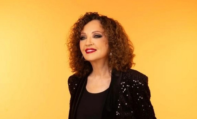 &Sigma;&upsilon;&gamma;&kappa;&lambda;&omicron;&nu;&#943;&zeta;&epsilon;&iota; &eta; &epsilon;&xi;&omicron;&mu;&omicron;&lambda;&#972;&gamma;&eta;&sigma;&eta; &amp