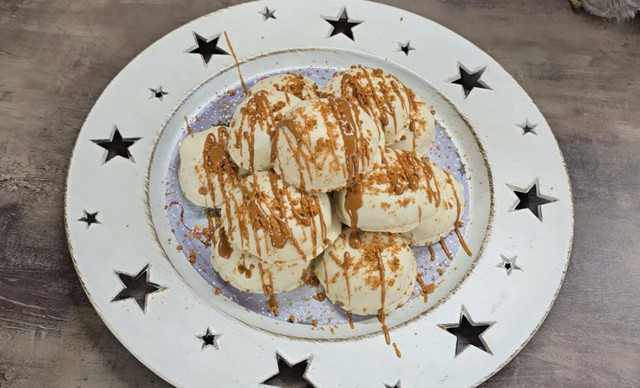 Πώς να φτιάξεις μελομακάρονα lotus φέτος τα Χριστούγεννα (ΒΙΝΤΕΟ)