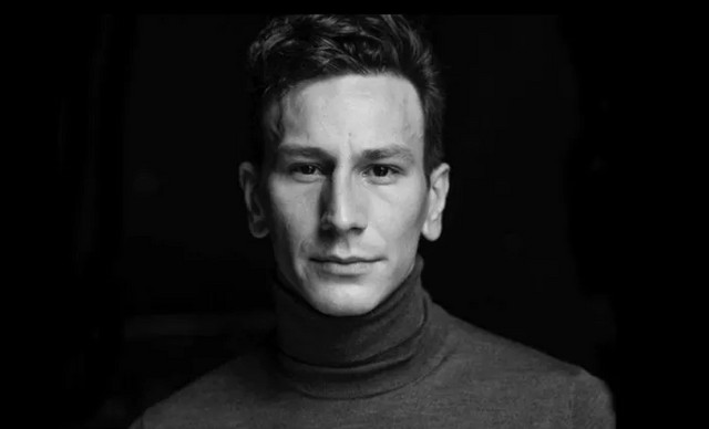 Συγκλονίζει ο Μιχάλης Σαράντης: Η απώλεια στην παιδική ηλικία που τον στιγμάτισε