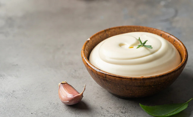 Συνταγή: Πώς φτιάχνουμε vegan «μαγιονέζα»