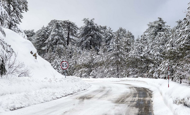HELLO! info: &Theta;&alpha; &kappa;ά&nu;&omicron;&upsilon;&mu;&epsilon; &tau;&epsilon;&lambda;&iota;&kappa;ά &laquo;&lambda;&epsilon;&upsilon;&kappa;ά&raquo; &Chi;&rho;&iota;&sigma;&tau;&omicron;ύ&gamma;&epsilon;&nu;&nu;&alpha;;&nbsp;&Tau;&iota; &mu;&alpha;&sigmaf; &epsilon;&pi;&iota;&phi;&upsilon;&lambda;ά&sigma;&sigma;&epsilon;&iota; &omicron; &kappa;&alpha;&iota;&rho;ό&sigmaf;;