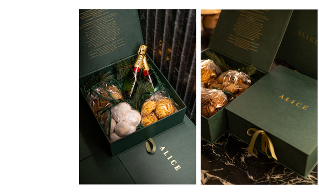 Giveaway: &Tau;o HELLO &sigma;&omicron;&upsilon; &chi;&alpha;&rho;ί&zeta;&epsilon;&iota; έ&nu;&alpha; Xmas Giftbox &alpha;&pi;ό Alice Coffee and Desserts