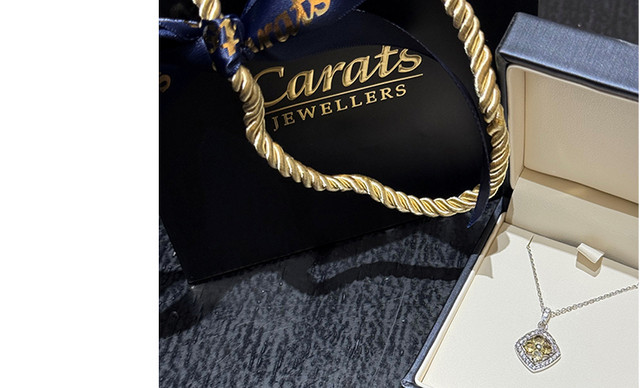 Giveaway: &Tau;o HELLO! &sigma;&omicron;&upsilon; &chi;&alpha;&rho;ί&zeta;&epsilon;&iota; έ&nu;&alpha; &mu;&omicron;&nu;&alpha;&delta;&iota;&kappa;ό &kappa;ό&sigma;&mu;&eta;&mu;&alpha; Carats