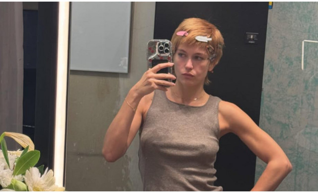 Αγνώριστη η Κλέλια Ανδριολάτου με νέο «αγορέ» κούρεμα (ΦΩΤΟ)