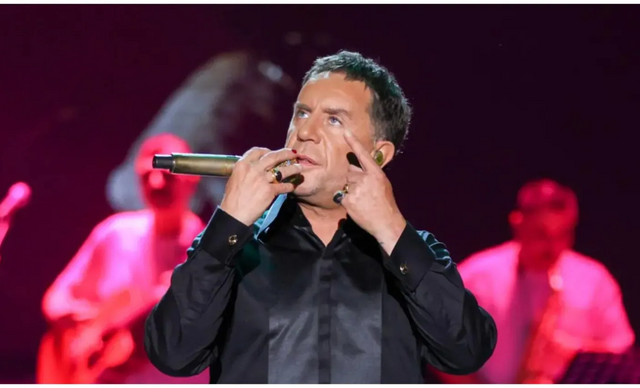 &laquo;&Omicron; &Mu;&alpha;&zeta;&omega;&nu;ά&kappa;&eta;&sigmaf; &epsilon;ί&nu;&alpha;&iota; &lambda;ί&gamma;&omicron; ά&tau;&alpha;&kappa;&tau;&omicron; &pi;&alpha;&iota;&delta;ί, &phi;&lambda;&epsilon;&rho;&tau;ά&rho;&epsilon;&iota; &alpha;&pi;ό &epsilon;&delta;ώ &kappa;&alpha;&iota; &alpha;&pi;ό &epsilon;&kappa;&epsilon;ί &mu;&epsilon; &alpha;&gamma;ό&rho;&iota;&alpha; &kappa;&alpha;&iota; &kappa;&omicron;&rho;ί&tau;&sigma;&iota;&alpha;&raquo;