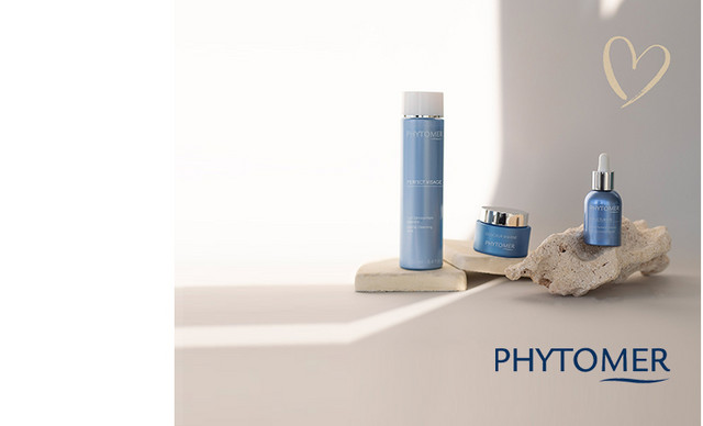 Giveaway: &Tau;o HELLO! &sigma;&omicron;&upsilon; &chi;&alpha;&rho;ί&zeta;&epsilon;&iota; έ&nu;&alpha; &sigma;&epsilon;&tau; &pi;&epsilon;&rho;&iota;&pi;&omicron;ί&eta;&sigma;&eta;&sigmaf; &omicron;&mu;&omicron;&rho;&phi;&iota;ά&sigmaf; PHYTOMER