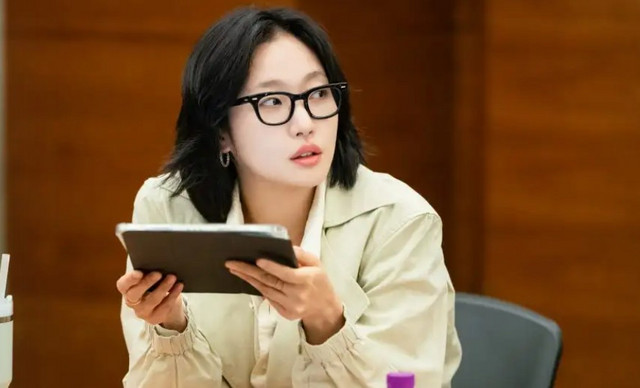 &Tau;&omicron; &Tau;ί&mu;&eta;&mu;&alpha; &tau;&eta;&sigmaf; &Omicron;&mu;&omicron;&lambda;&omicron;&gamma;ί&alpha;&sigmaf;: &Tau;&omicron; &kappa;&omicron;&rho;&epsilon;&alpha;&tau;&iota;&kappa;ό &theta;&rho;ί&lambda;&epsilon;&rho; &tau;&omicron;&upsilon; Netflix &pi;&omicron;&upsilon; &sigma;&epsilon; &beta;ά&zeta;&epsilon;&iota; &alpha;&pi;έ&nu;&alpha;&nu;&tau;&iota; &sigma;&tau;&eta;&nu; &alpha;&lambda;ή&theta;&epsilon;&iota;&alpha;