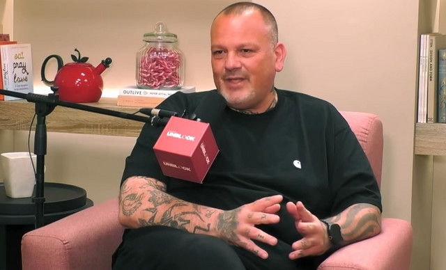 &Delta;&eta;&mu;ή&tau;&rho;&eta;&sigmaf; &Sigma;&kappa;&alpha;&rho;&mu;&omicron;ύ&tau;&sigma;&omicron;&sigmaf;: &Eta; &sigma;&upsilon;&gamma;&kappa;&lambda;&omicron;&nu;&iota;&sigma;&tau;&iota;&kappa;ή &epsilon;&xi;&omicron;&mu;&omicron;&lambda;ό&gamma;&eta;&sigma;&eta; &gamma;&iota;&alpha; &tau;&alpha; &nu;&alpha;&rho;&kappa;&omega;&tau;&iota;&kappa;ά &ndash; &laquo;&Xi;&epsilon;&kappa;ί&nu;&eta;&sigma;&alpha; &sigma;&tau;&alpha; 14&raquo; (BINTEO)