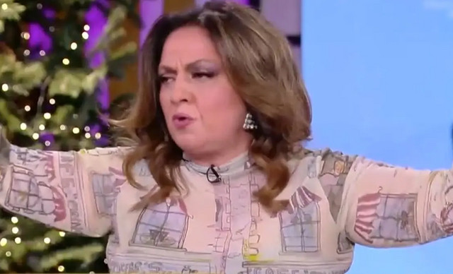 &Mu;&omicron;&upsilon;&tau;ί&delta;&omicron;&upsilon; &gamma;&iota;&alpha; &Sigma;&tau;έ&phi;&alpha;&nu;&omicron; &Pi;&alpha;&pi;&alpha;&delta;ό&pi;&omicron;&upsilon;&lambda;&omicron;: &laquo;&Tau;&omicron; &rho;&epsilon;&pi;&omicron;&rho;&tau;ά&zeta; &tau;&omicron;&upsilon; &Kappa;&omicron;&upsilon;&sigma;&omicron;&upsilon;&lambda;&omicron;ύ &epsilon;ί&nu;&alpha;&iota; ά&kappa;&upsilon;&rho;&omicron;, &tau;&omicron;&nu; &lambda;&epsilon;&sigmaf; &kappa;&alpha;&iota; &sigma;&omicron;&beta;&alpha;&rho;ό &delta;&eta;&mu;&omicron;&sigma;&iota;&omicron;&gamma;&rho;ά&phi;&omicron;!&raquo;