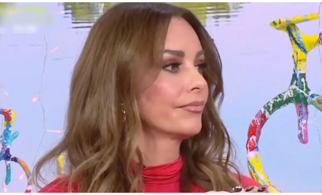 Ξέσπασε σε δάκρυα η Μπέττυ Μαγγίρα on air