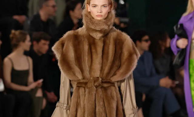 Faux &gamma;&omicron;ύ&nu;&alpha;: &Tau;&omicron; &alpha;&pi;ό&lambda;&upsilon;&tau;&omicron; &pi;&alpha;&nu;&omega;&phi;ό&rho;&iota; &gamma;&iota;&alpha; &alpha;&upsilon;&theta;&epsilon;&nu;&tau;&iota;&kappa;ό old money style